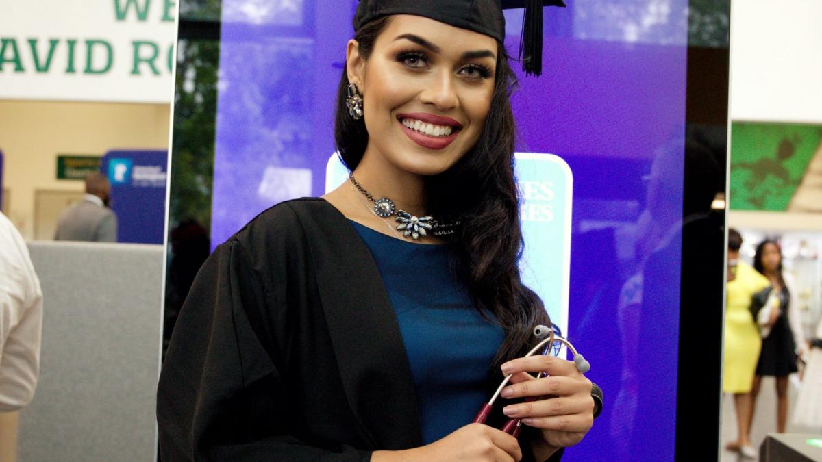 Noua Miss Anglia este un geniu cu un IQ de 146
