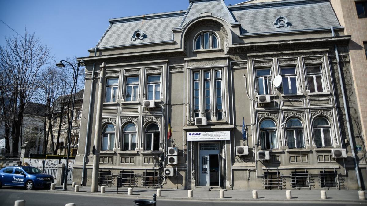 Deficitul bugetar, alimentat de incompetenţa ANAF