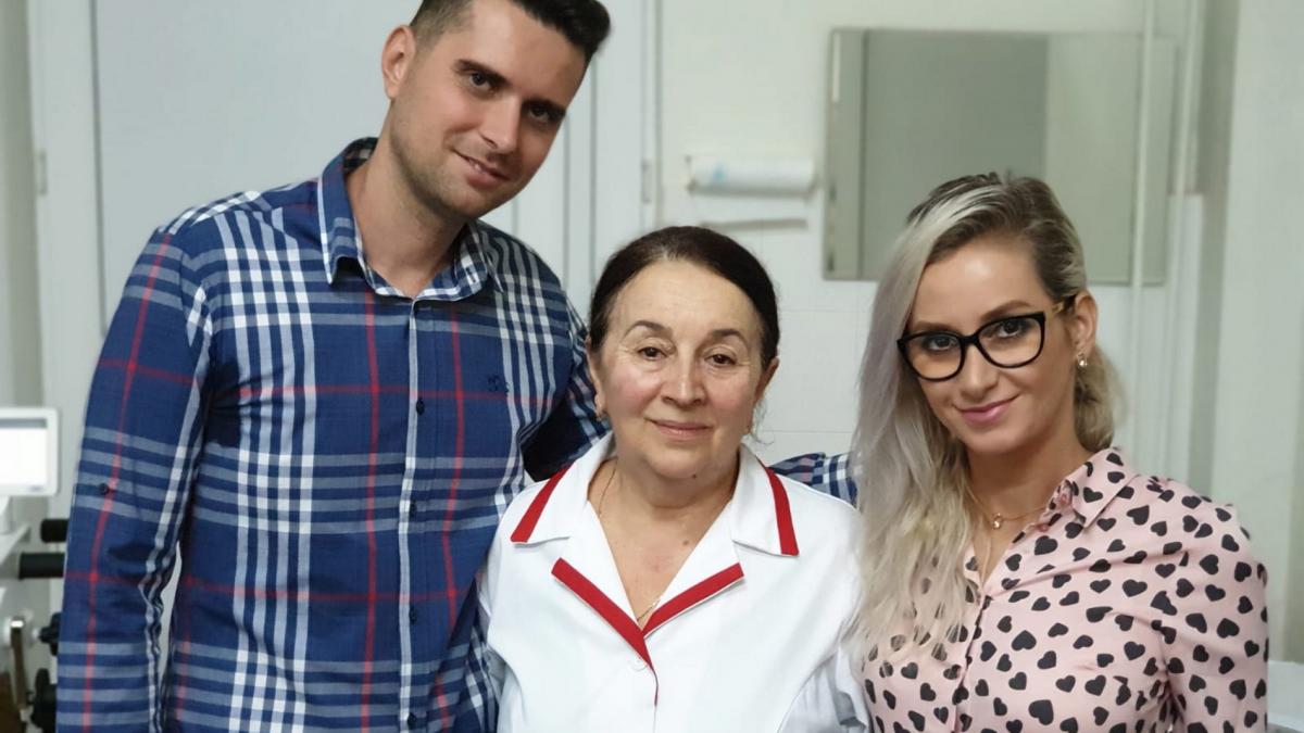 Doi tineri antreprenori au lansat un „trend”: donații pentru spitale