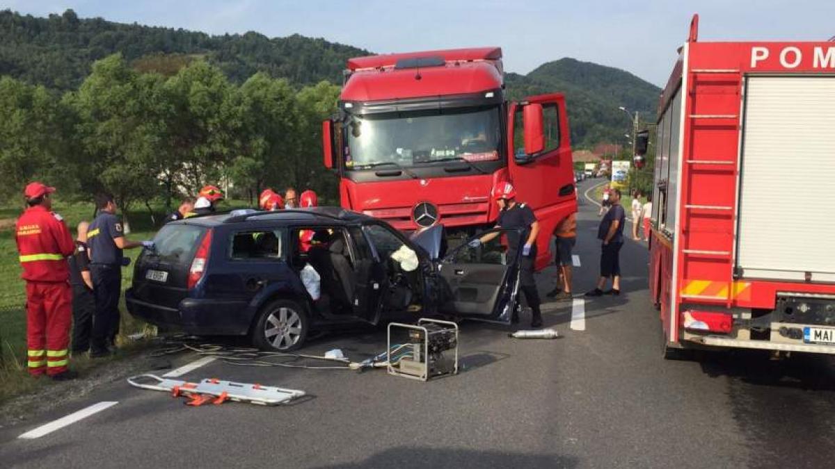 Accident grav în Cluj. Un bărbat a fost strivit de un TIR