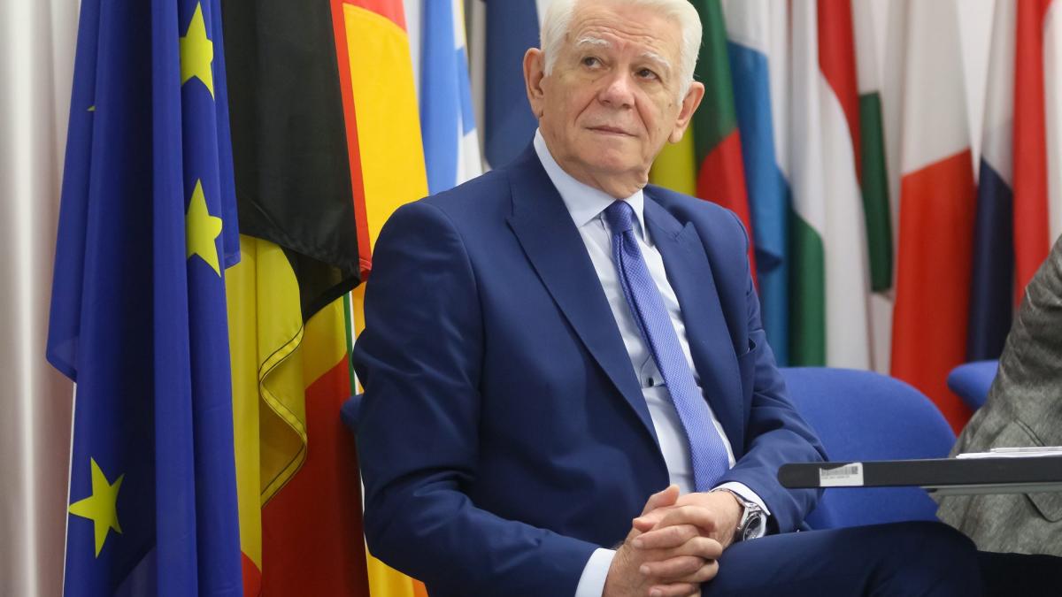 Mișcare-șoc în plină criză politică. Meleșcanu, propunerea PSD pentru înlocuirea lui Tăriceanu