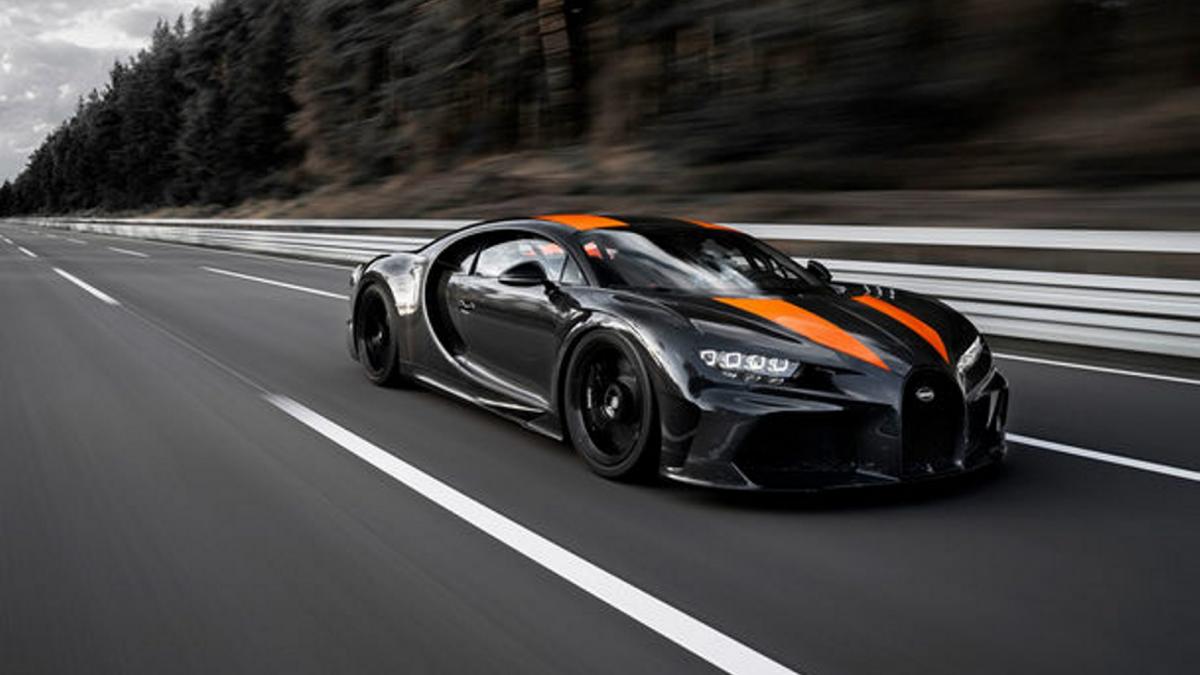 Record de viteză. Bugatti a atins 490.48 km/h