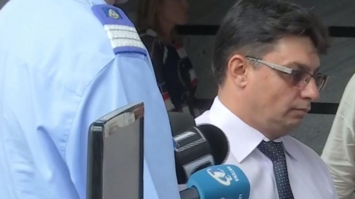 Procurorul haștagist Popescu, de la Caracal, rămâne suspendat din magistratură
