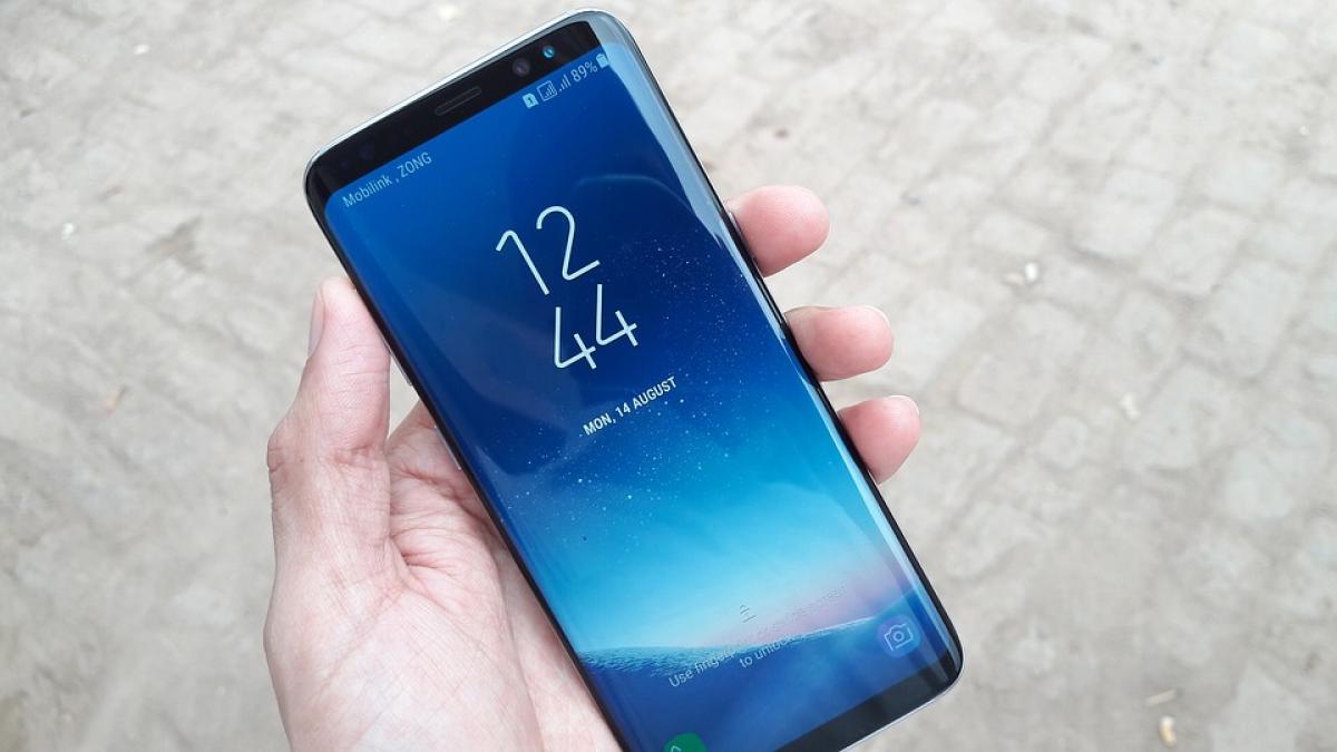 Samsung renunţă la fabricarea de smartphone-uri în China