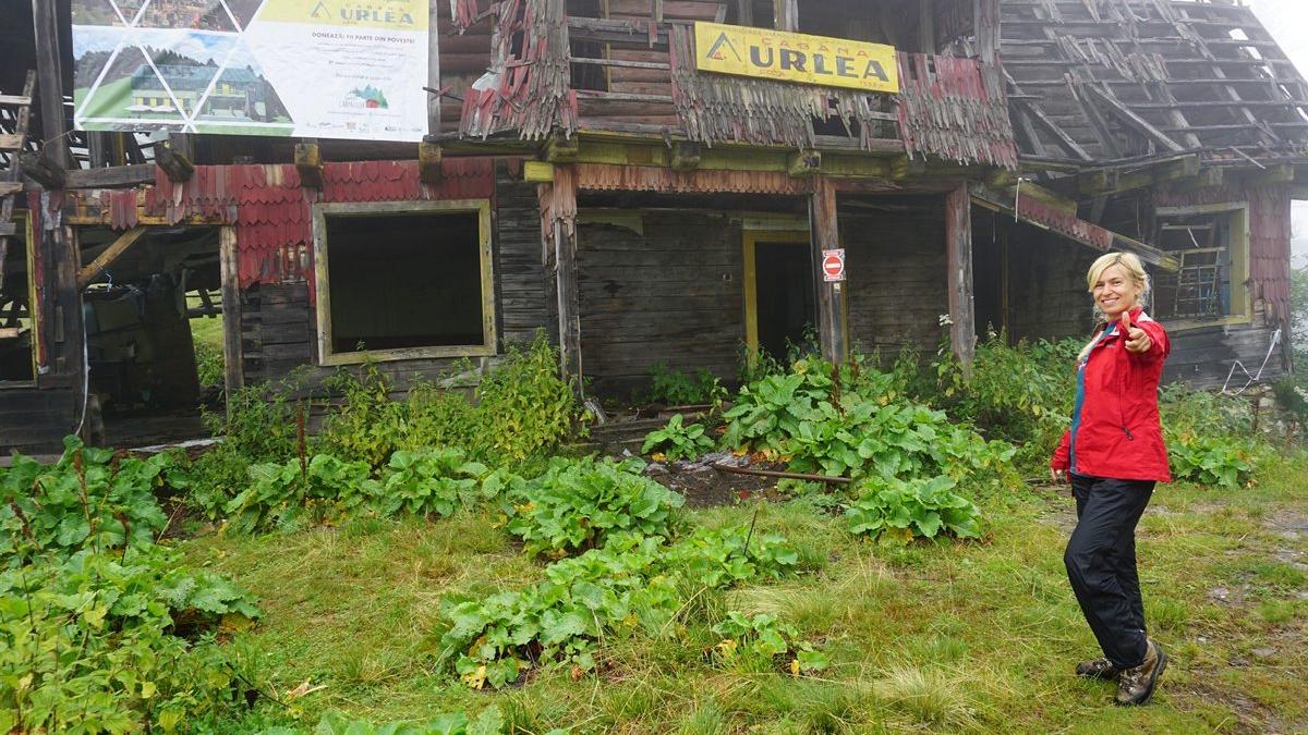 Poveştile Carpaţilor: Cabana Urlea a ars, vivat Cabana Urlea