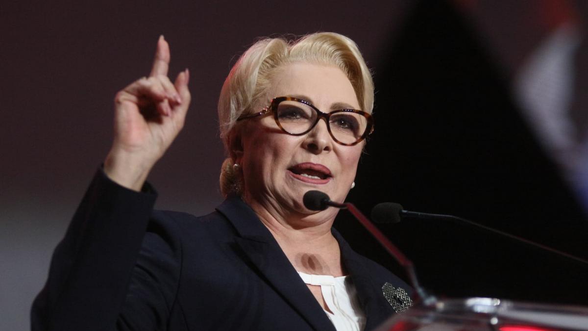 Viorica Dăncilă cere demisia președintelui Klaus Iohannis