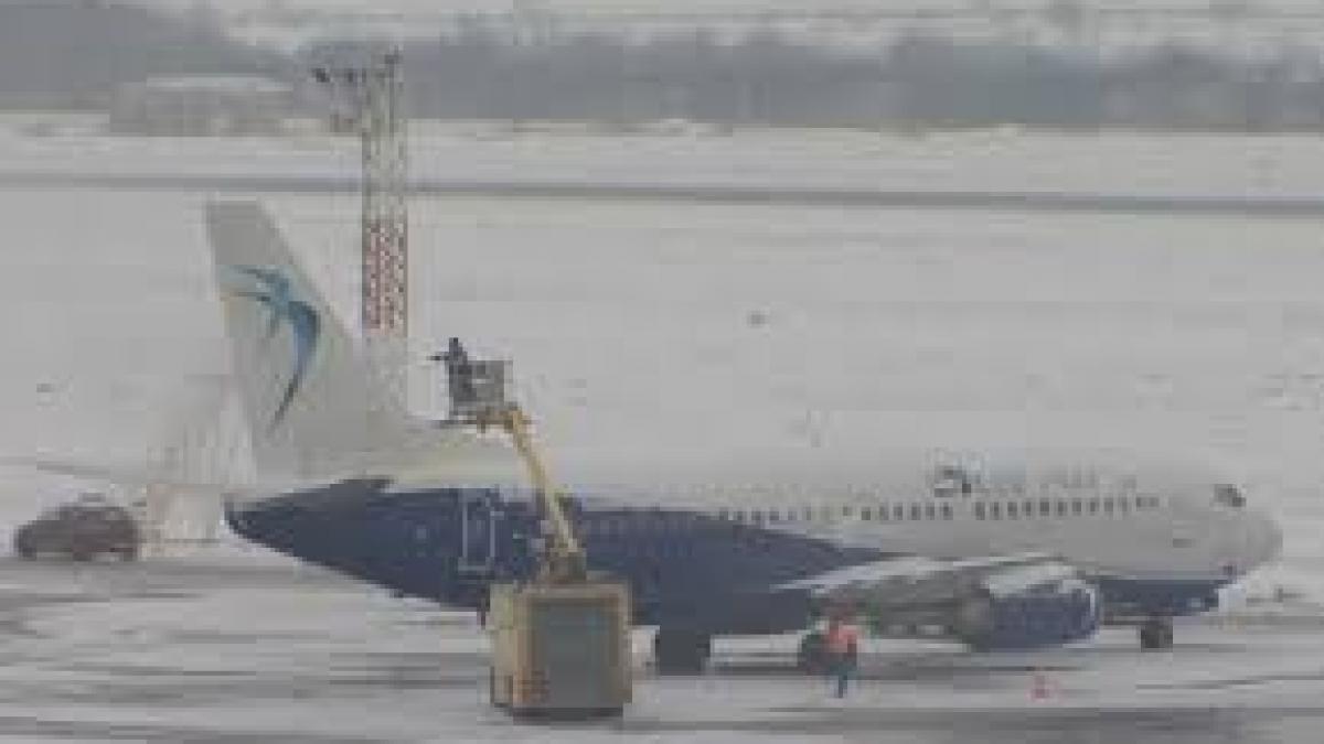 Compania Națională Aeroporturi București este pregătită pentru venirea iernii