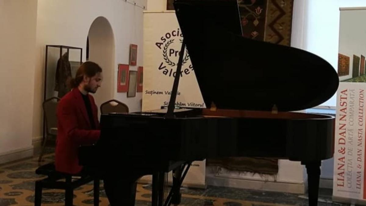 Nil Mladin, câștigătorul trofeului “Dan Mizrahi” la Concursul “Drumul spre celebritate”