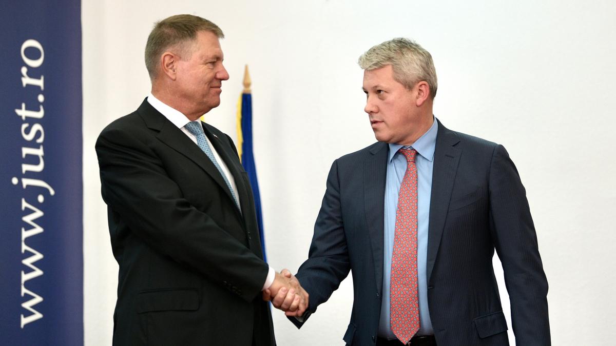 Klaus Iohannis i-a spus lui Cătălin Predoiu că are o sarcină dificilă ca ministru al Justiției