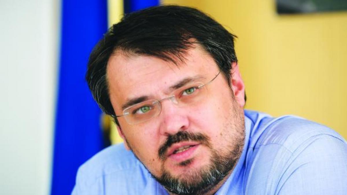Cristian Ghinea dă vina pe „sistem” pentru eșecul lui Dan Barna