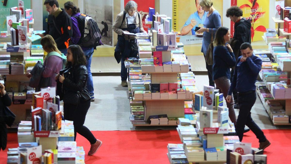 Gaudeamus: 900 de evenimente cu carte