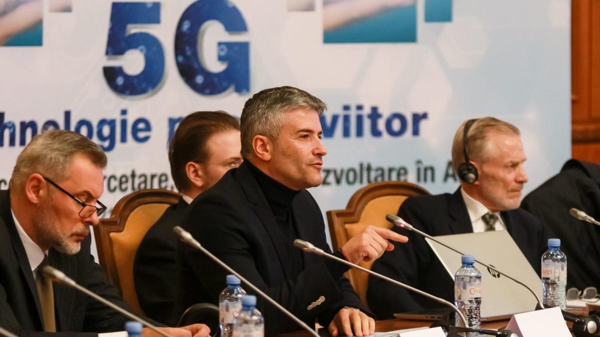 Atac la 5G: „Afectează orice formă de viaţă”