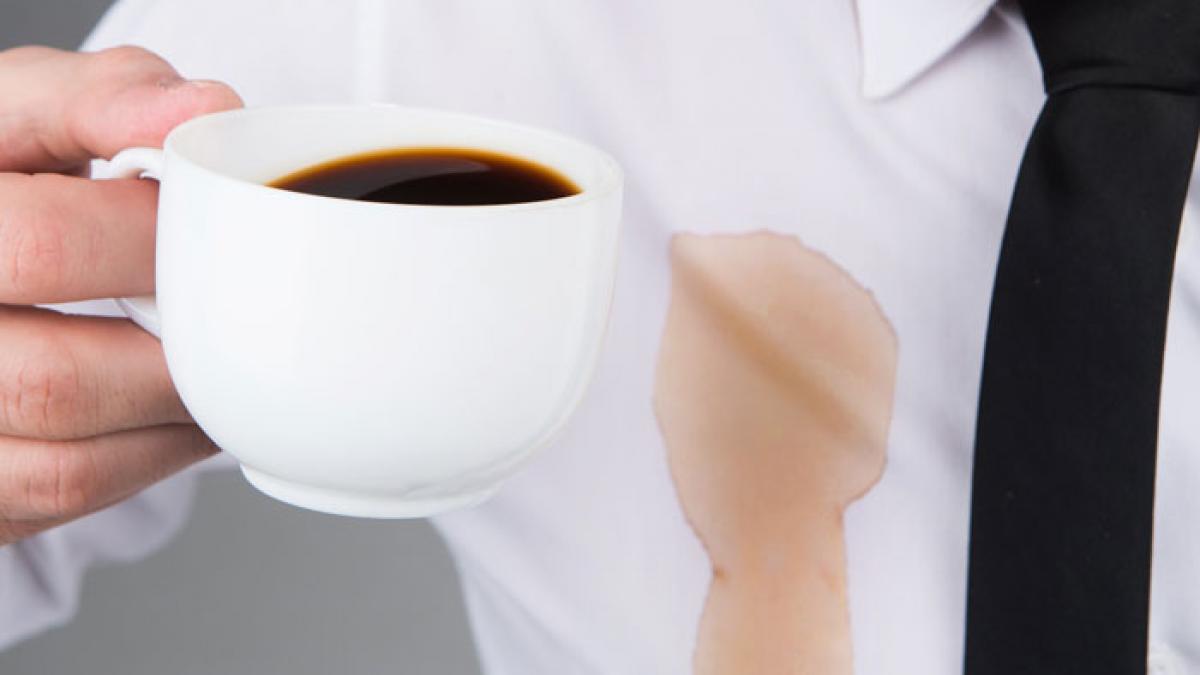 Metode eficiente ca să scoţi petele de cafea