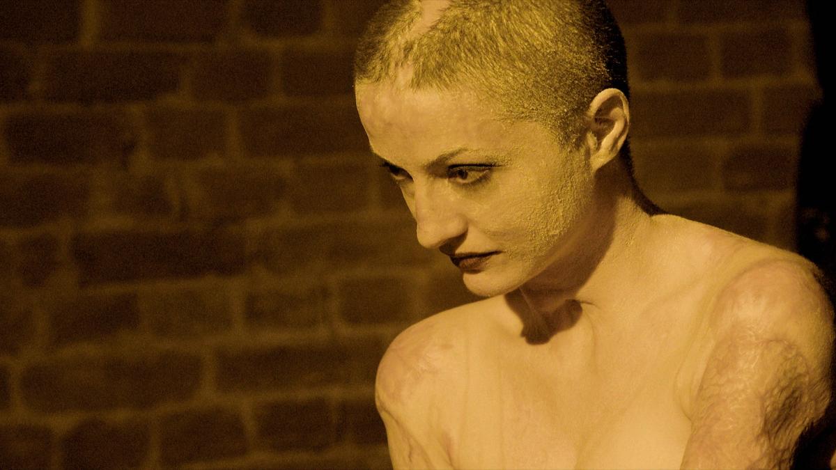 colectiv, filmul documentar realizat de Alexander Nanau,  o co-producție HBO Europe selectat la Festivalul de Film Sundance