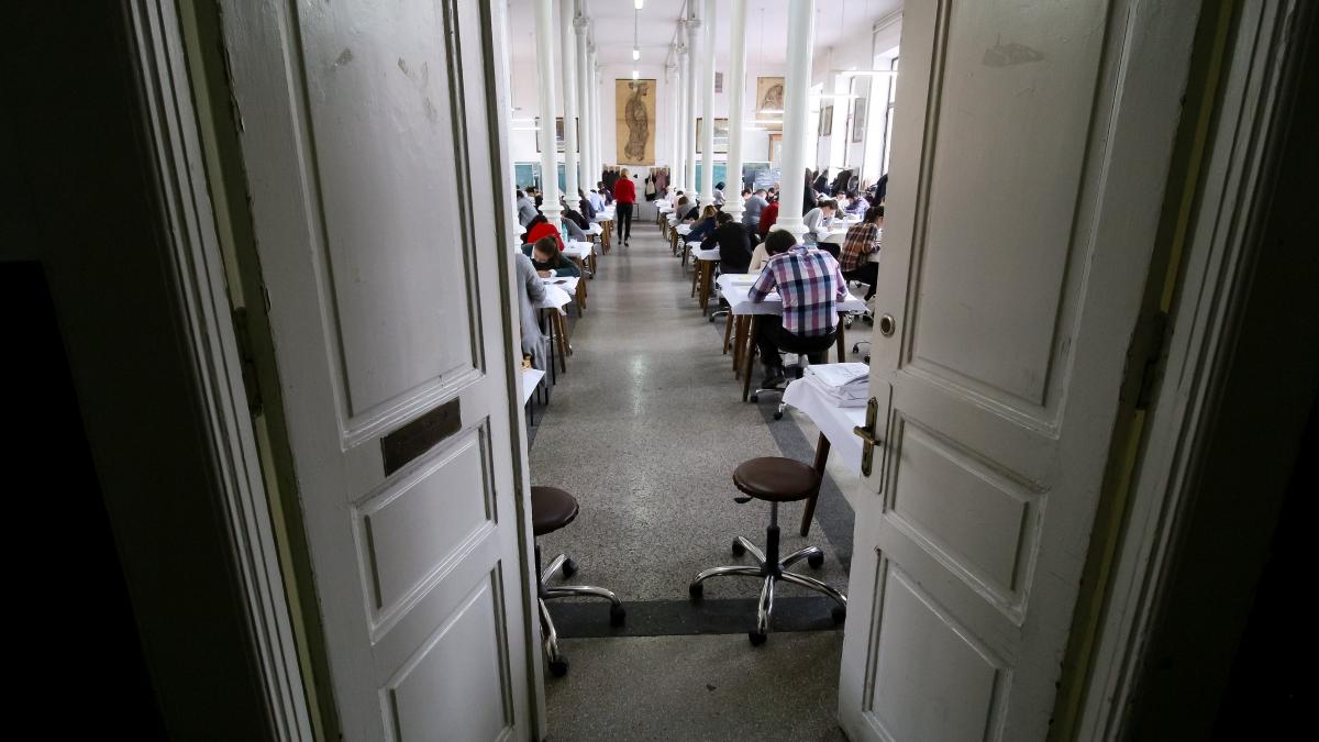 Concurență acerbă la examenul de rezidențiat