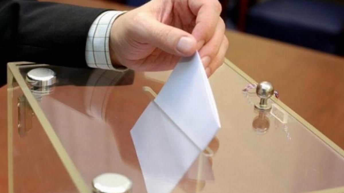 Croaţii, la urne pentru alegeri prezidenţiale în care orice rezultat este posibil