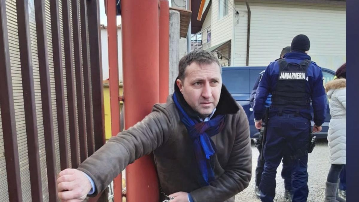 Revoltător: Doi copii din Argeş au fost sechestrați în casă în timpul unei executări judecătoreşti