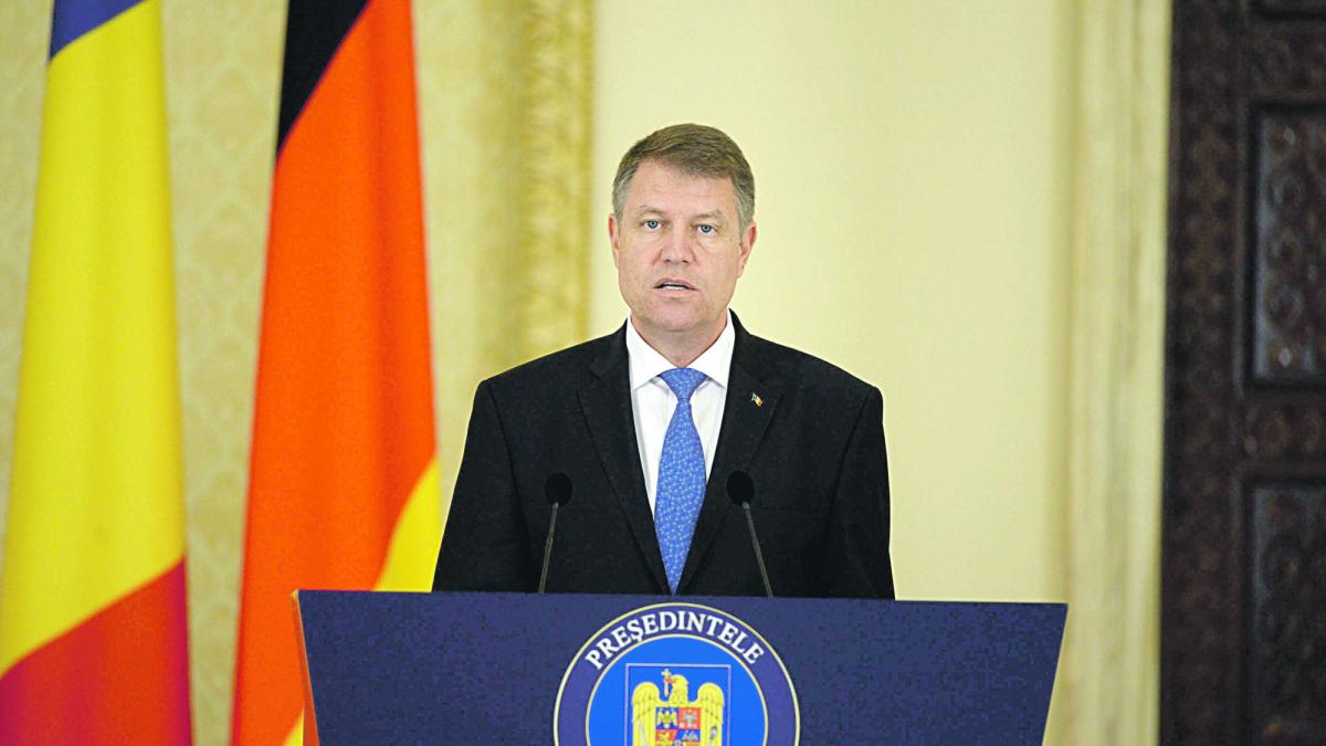 Preşedintele Iohannis a promulgat legea privind dublarea alocaţiilor pentru copii