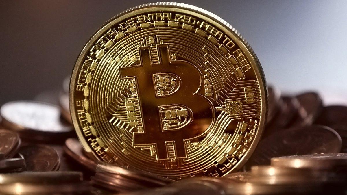 Șase bănci centrale analizează posibilitatea emiterii propriilor criptomonede