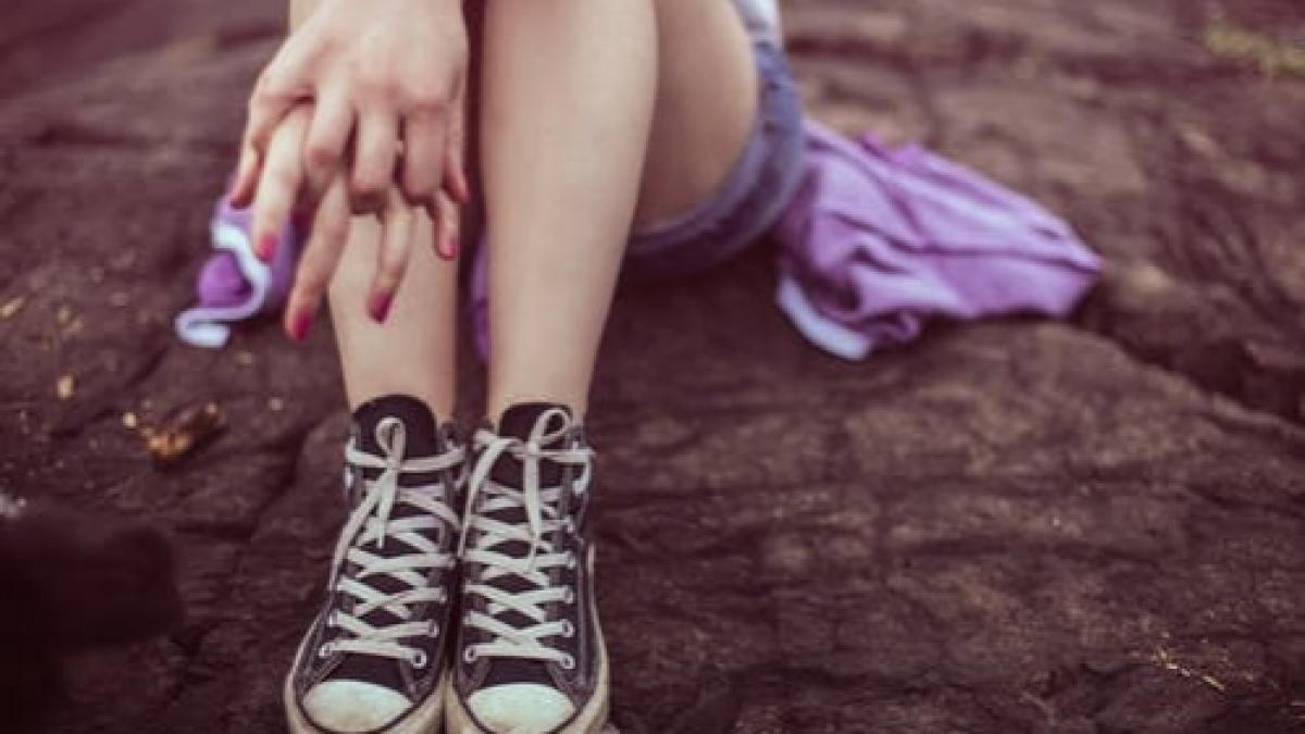 Bărbat din Motru, cercetat după ce şi-ar fi violat, în mod repetat, fiica în vârstă de 15 ani