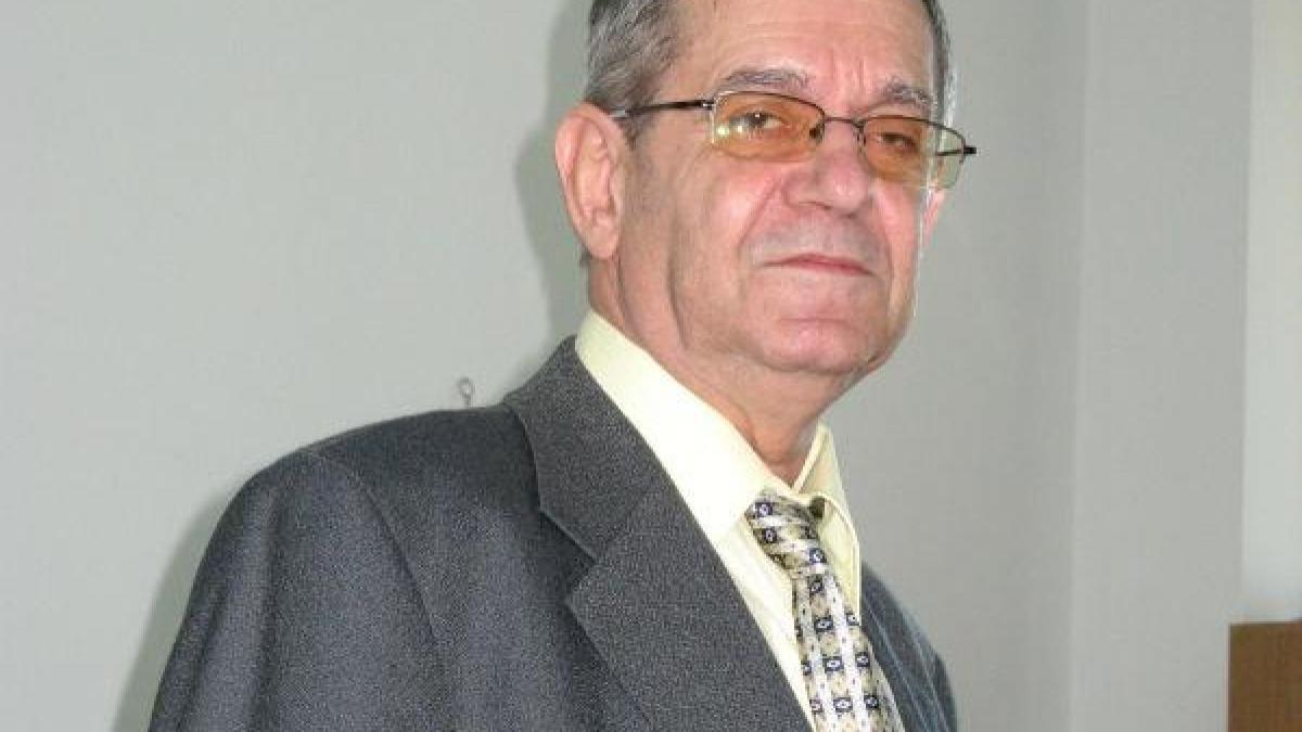 Andrei Caramitru, între Doctrina lui Malthus și Decretul lui Ceaușescu