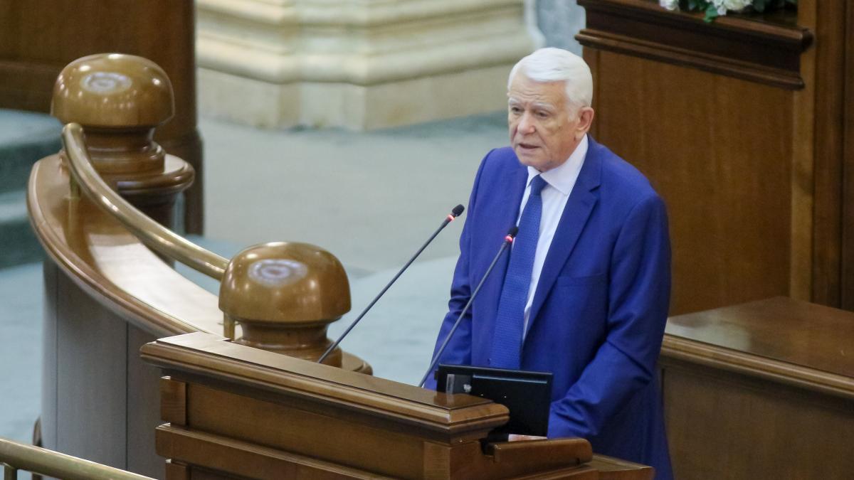 Teodor Meleșcanu a demisionat din funcția de președinte al Senatului