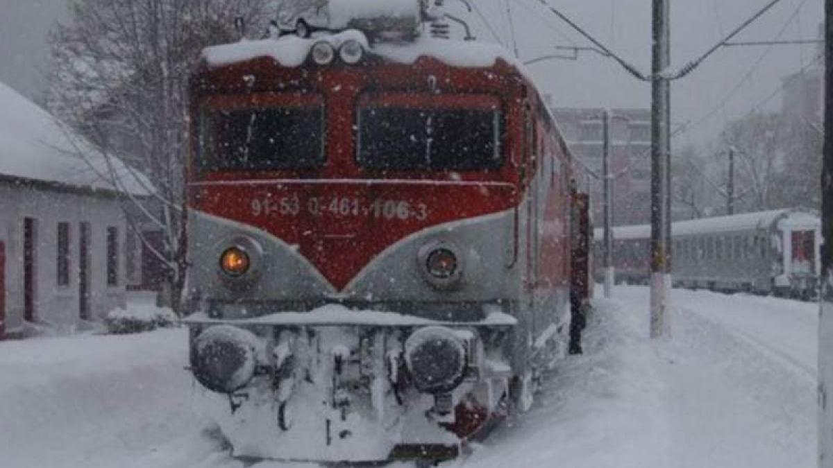 17 trenuri regio vor fi anulate în sudul şi sud-estul ţării în urma avertizărilor meteo Cod roşu