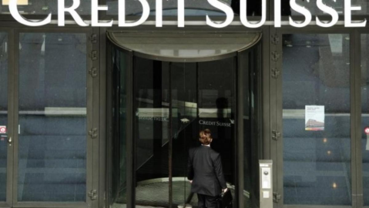 Directorul general de la Credit Suisse demisionează. Un scandal de spionaj vizează mai mulți manageri