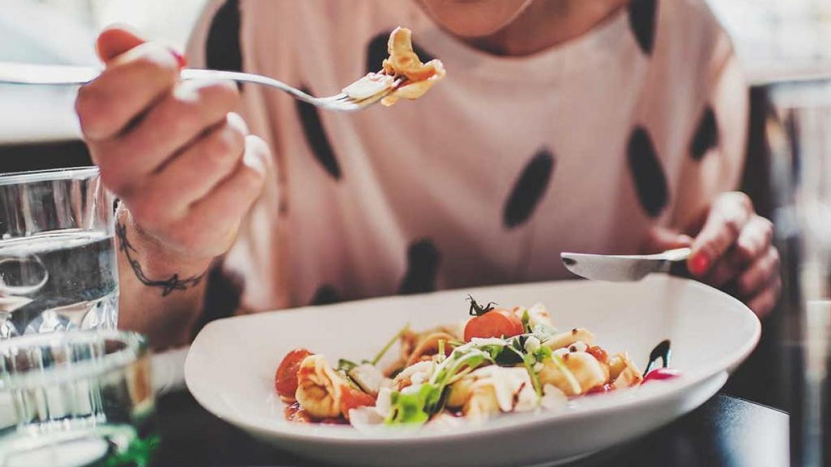 Scapi de kilograme dacă mesteci cu răbdare