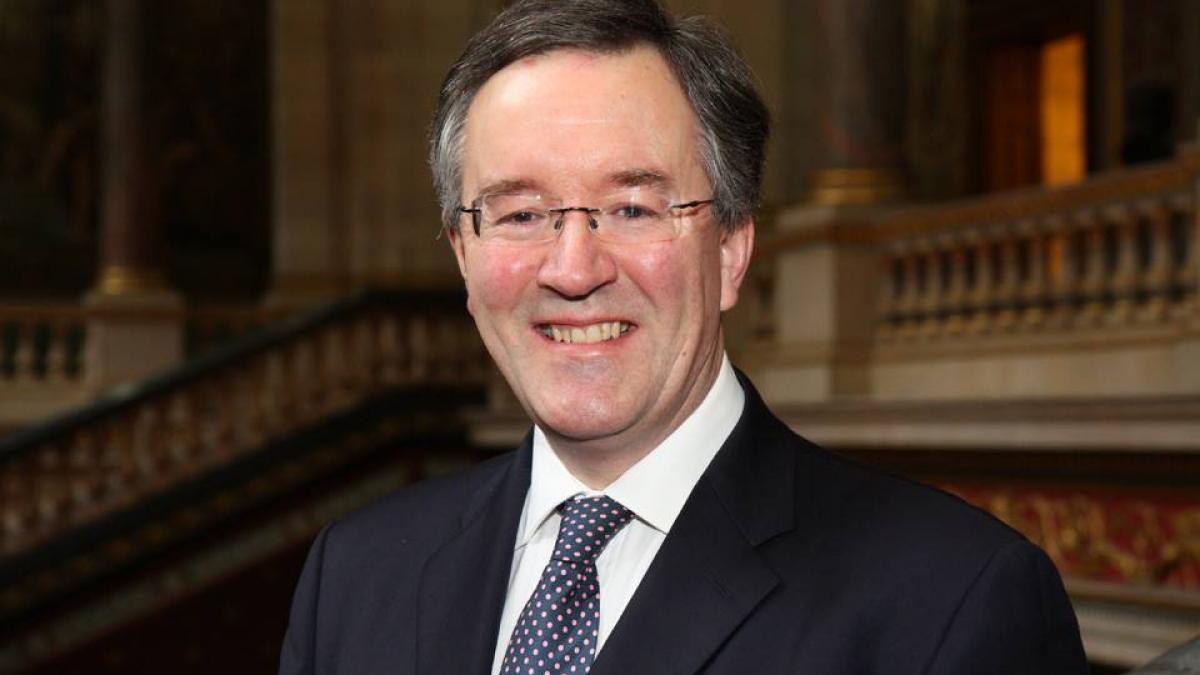 E.S. Andrew Noble, Ambasadorul Marii Britanii la București, vine la Conferințele TNB!