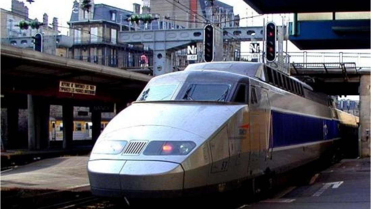 Grupul francez Alstom vrea să achiziționeze Bombardier Transport