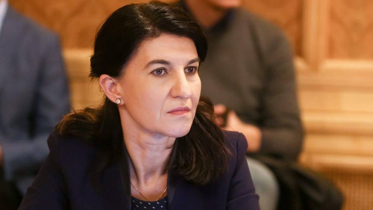 Violeta Alexandru, aviz negativ pentru portofoliul de la Muncă şi Protecţie Socială