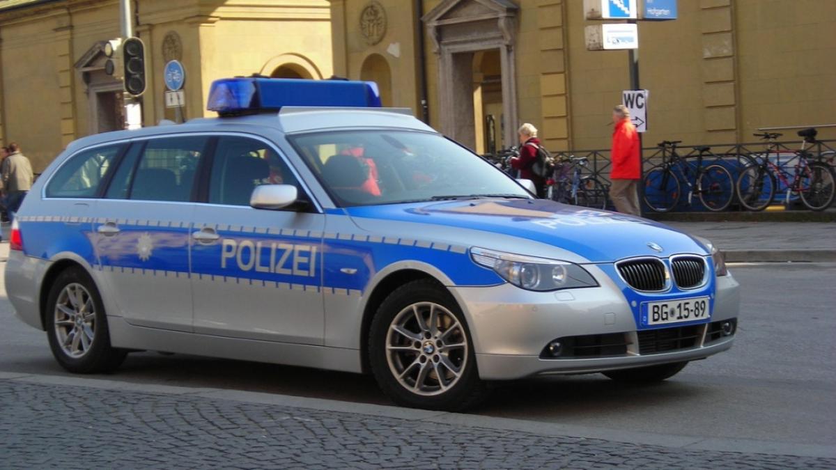 O şofer a intrat cu mașină într-o mulțime, în Germania. Zeci de persoane au foat rănite