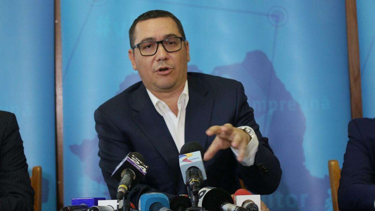 Ponta: Orban trebuie să-şi predea mandatul, e "o criză în sine"