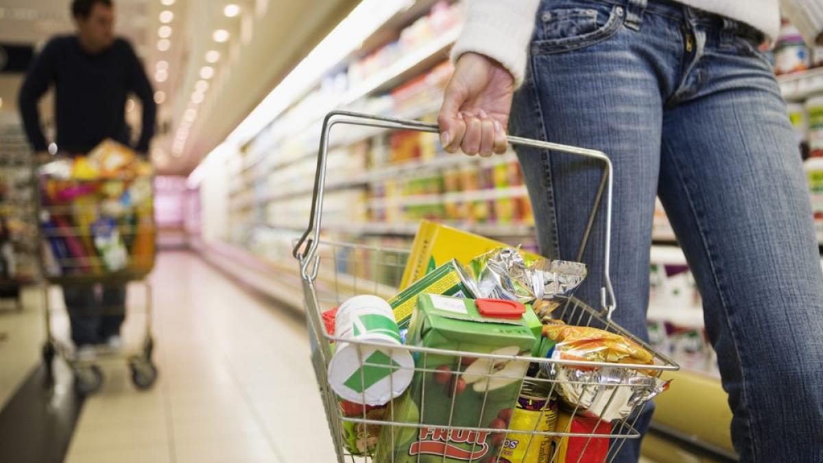 COVID a încins febra consumului, tot el o va tempera