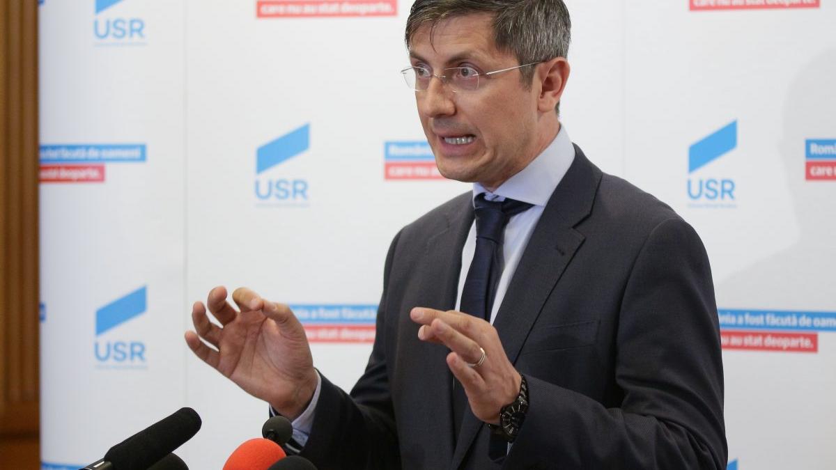 Dan Barna: ”Cîțu este o rușine, un circ”
