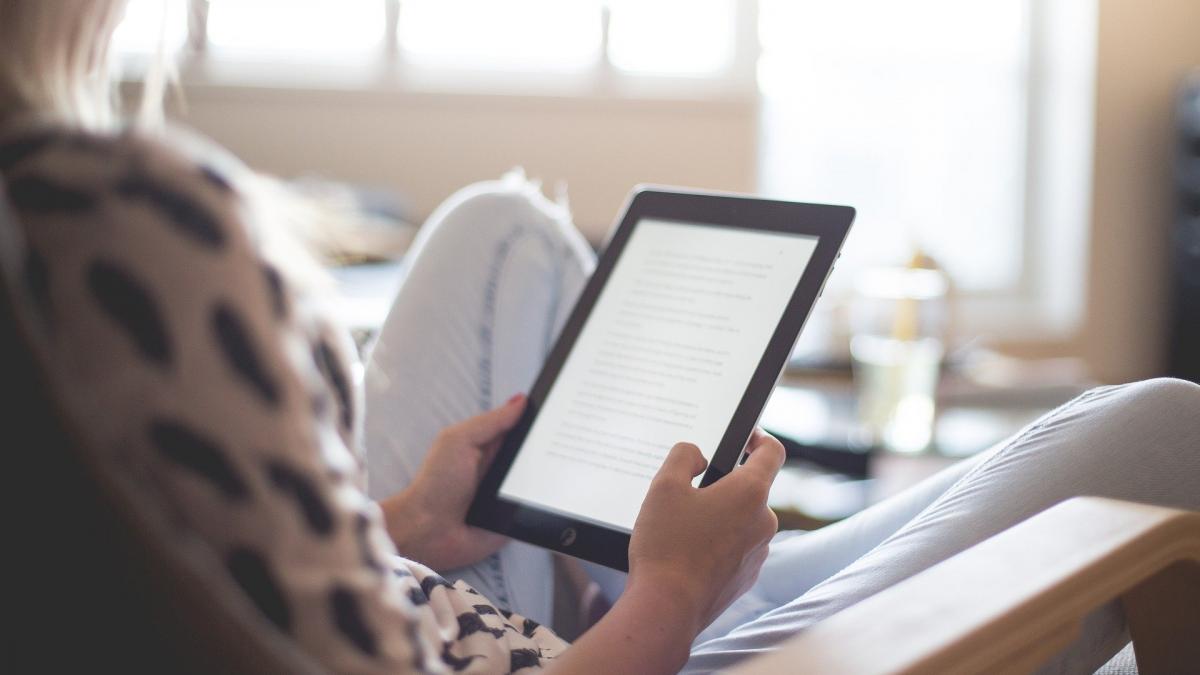 Şah de acasă, cursuri de limbi străine şi teste Digitaliada 