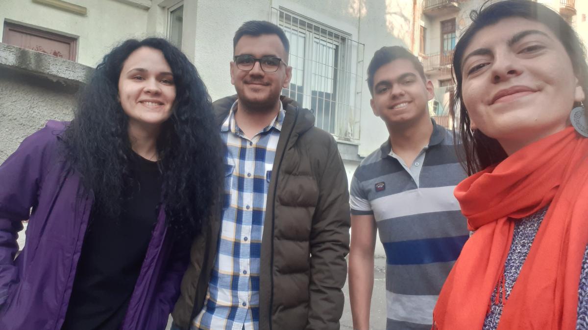Studenții mediciniști, voluntari în lupta cu COVID-19