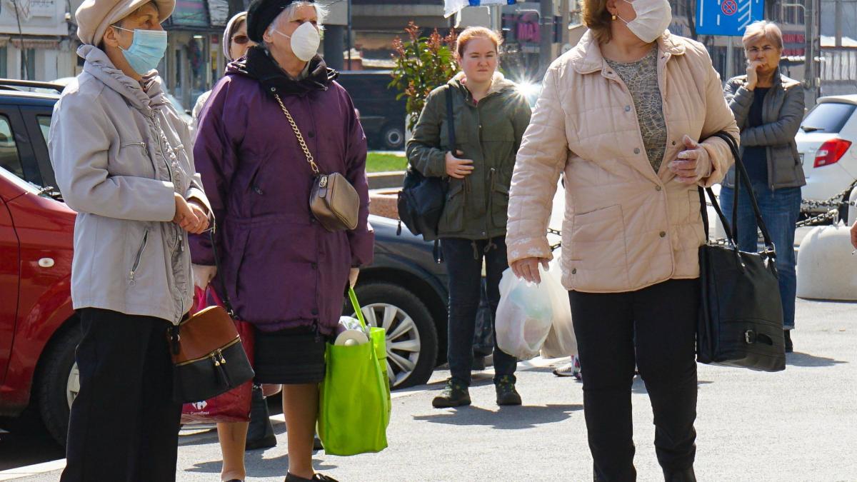 Sondaj Avangarde: 52% cred că COVID-19 a fost creat în laborator/ Oamenii se tem de criza economică