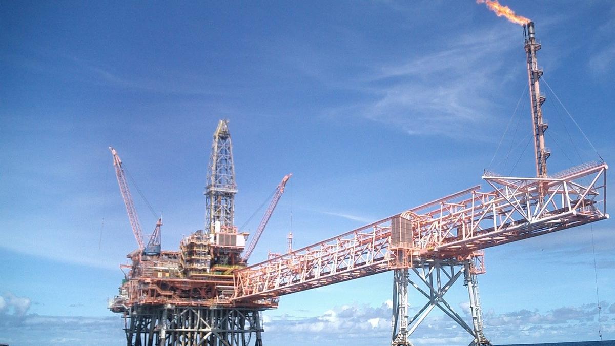 Exxon anunță reducerea semnificativă a investițiilor în acest an