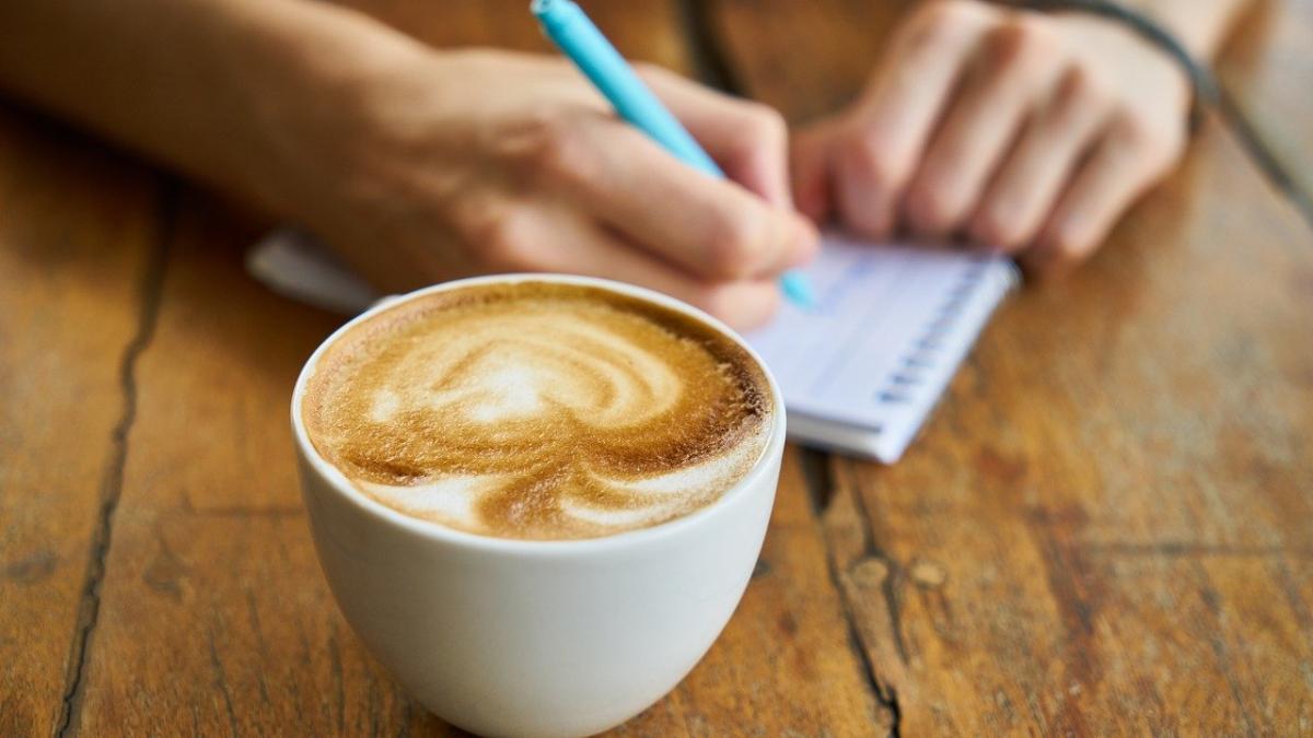 2.000 de lei, „prețul” unei cafele în oraș după o ceartă cu iubita
