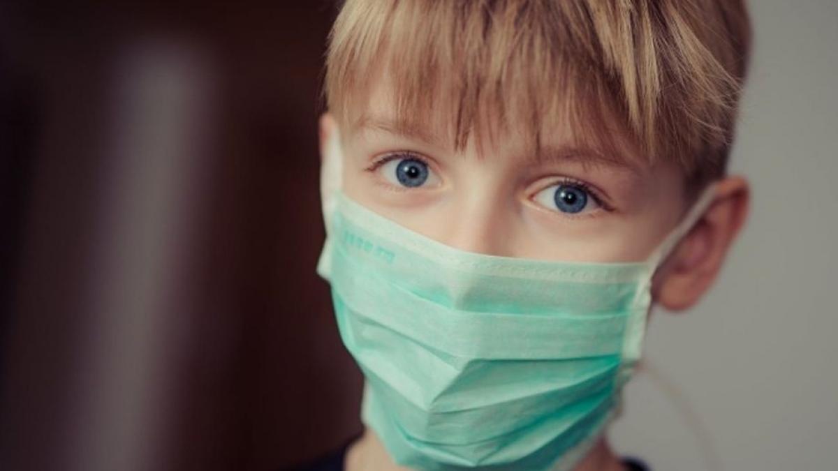 Măști distribuite medicilor de familie