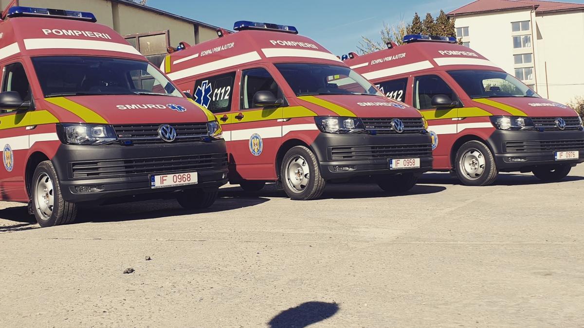Accident grav în Giurgiu. Un microbuz cu 18 pasageri s-a ciocnit cu un autoturism. Patru persoane au fost rănite