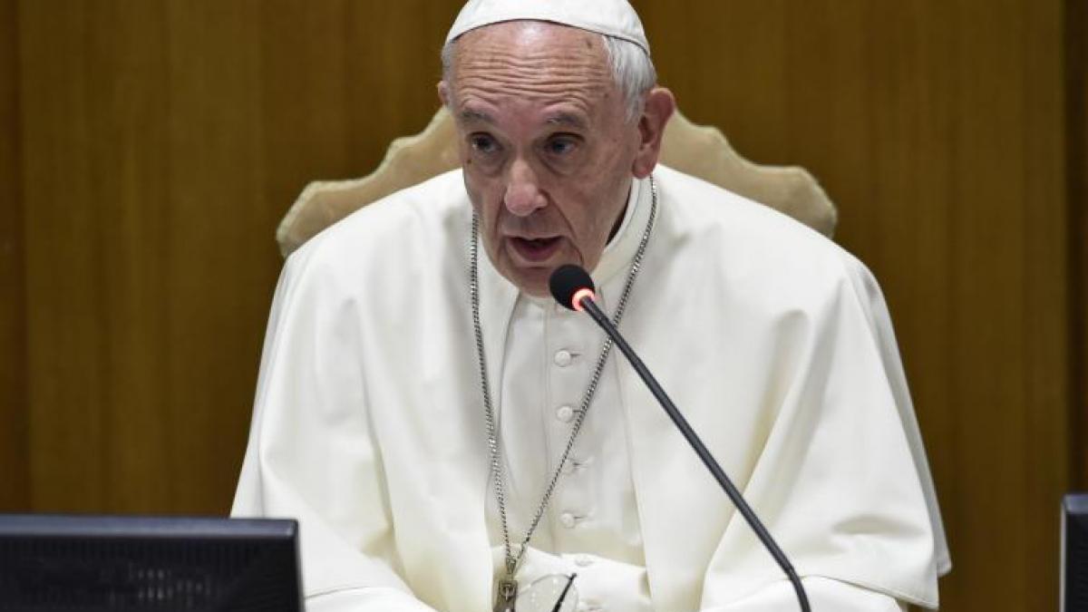 Papa Francisc cere o încetare generală a focului și anularea datoriilor țărilor sărace