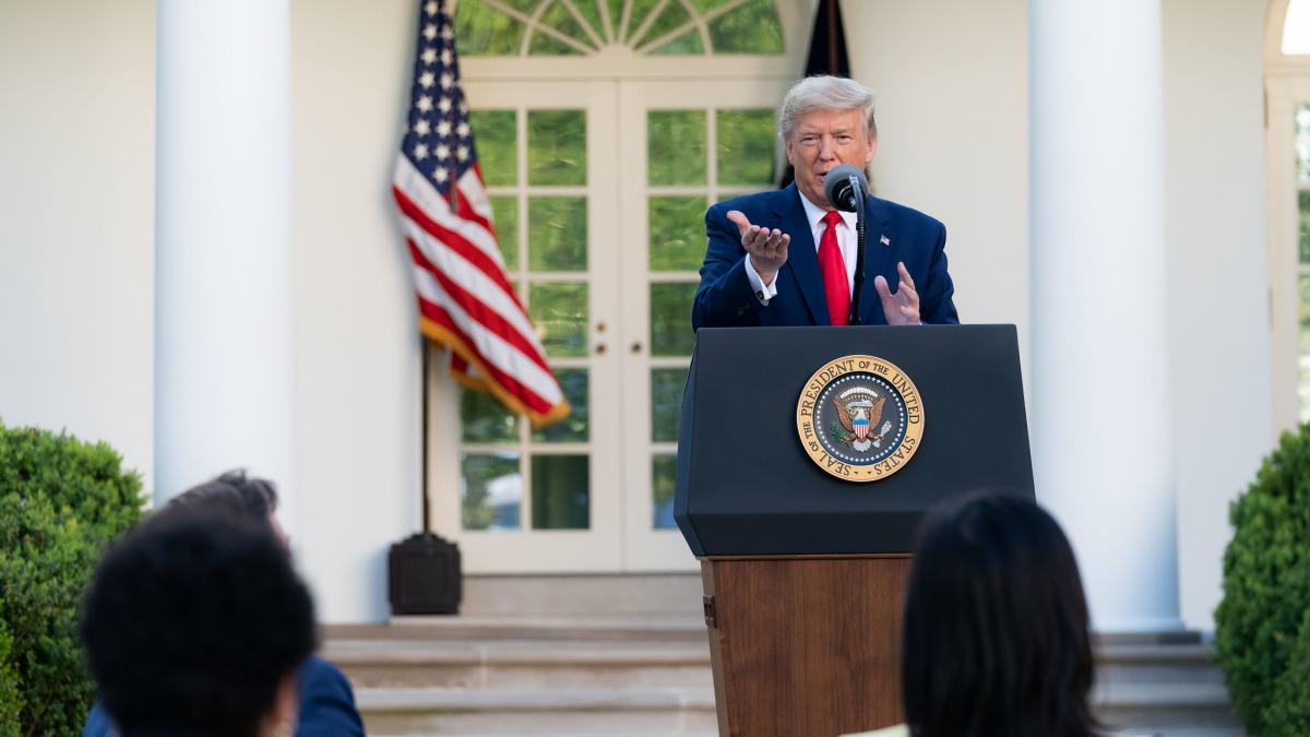 Trump taie finanțarea pentru OMS