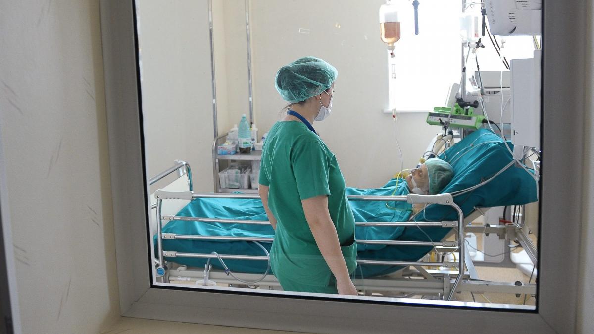 Un pacient de 89 de ani, vindecat de coronavirus, la Spitalul din Arad