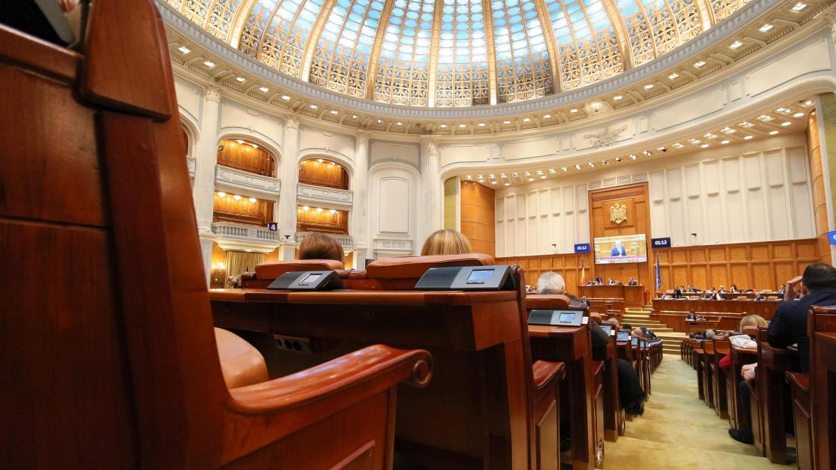 Senatul, convocat pentru a vota proiectul privind autonomia Ținutului Secuiesc