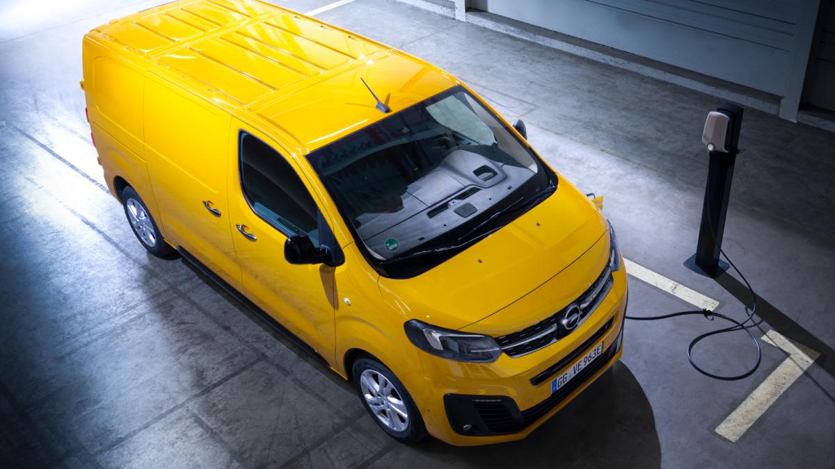 Utilitară electrică Opel