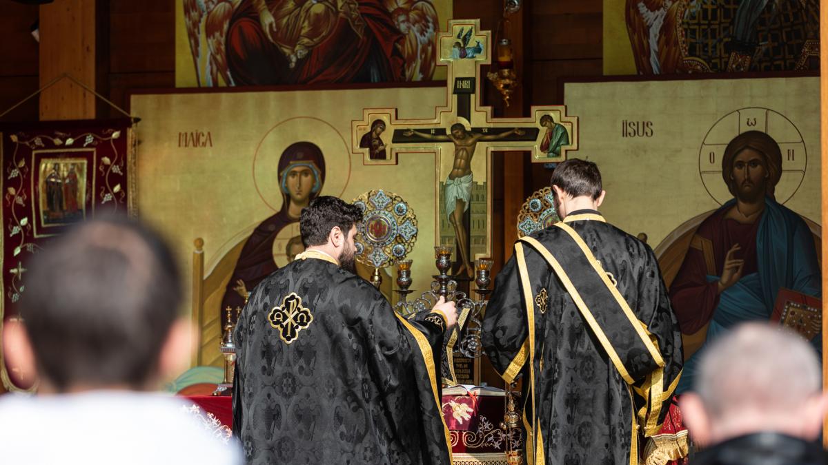 De ce nu se vor redeschide bisericile din 15 mai. Arafat: „Clar acolo va trebui să se ia unele măsuri”