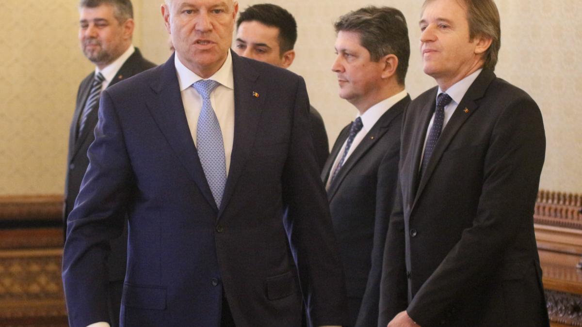 Le Figaro: "România: Continuă luptele politice pe durata stării de urgenţă"